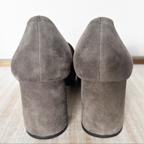 ✖️SOLD✖️•ANN TAYLOR• Gray Suede Cordelia Pumps w/Chain Detail - Picture 10 of 13